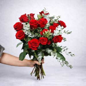 Luxury red rose bouquet Forever Love with premium roses for same-day delivery in Ioannina by Fresh Garden.
